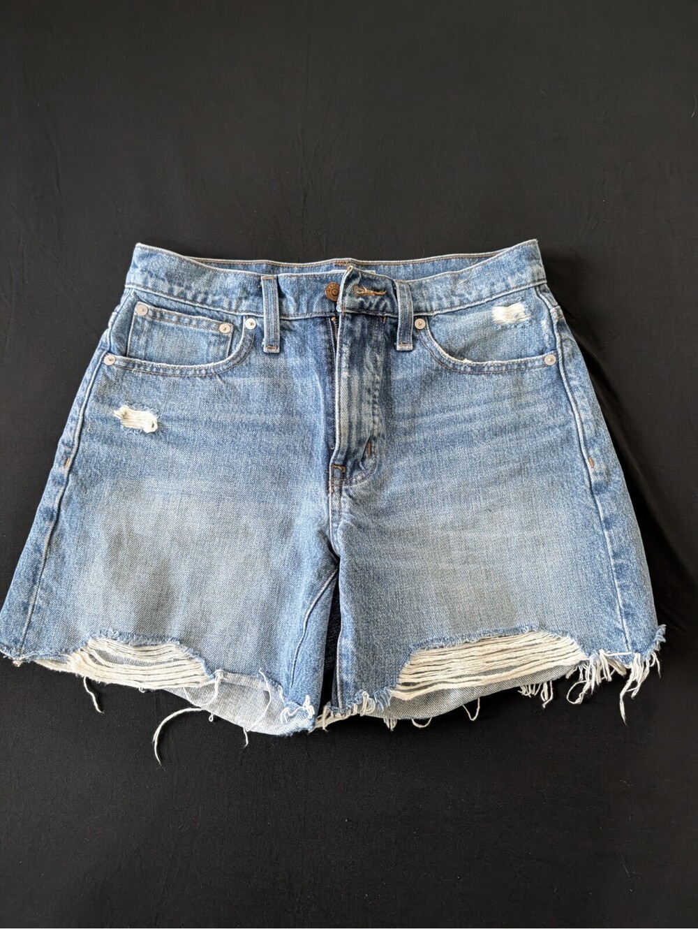 Madewell | Women’s SZ 24 | Relaxed Denim Shorts Distressed Button Fly NWOT